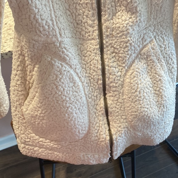 Royal Ribbons jacket - Picture 3 of 5